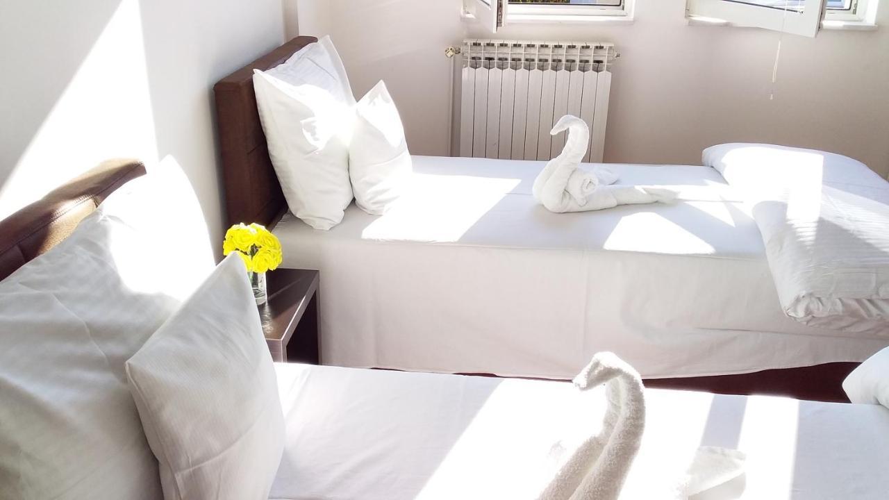 Apartment Villa Merci Saraybosna Oda fotoğraf